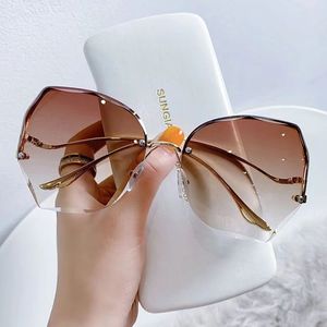 Luxury Women Rimless Multi-Sided Candy-Colored <b>Sunglasses</b> Decoration Gift Trendy Square UV400 <b>Sunglasses</b> - Product Image 4