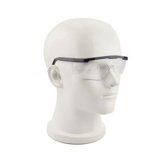 Lunettes de protection transparentes anti-buée, idéales pour la chimie, lunettes de sécurité médicales, s'adaptent aux lunettes de vue, résistantes aux rayures - Product Image 5