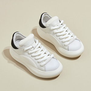 Chaussures compensées tendance pour femmes, style coréen simple, respirantes et confortables pour l'automne, idéales au quotidien - Product Image 6