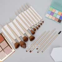 Daily Queen & Mor-phe 15 pinceaux de maquillage en poils nano bruns avec manche kaki, qualité supérieure et sensation luxueuse, logo personnalisé