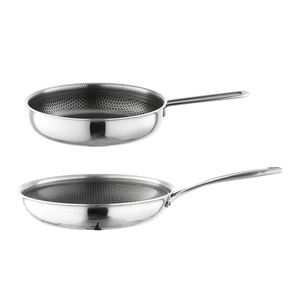Padella a Tre Strati in Acciaio Inox, Compatibile con Induzione, Lavabile in Lavastoviglie e Utilizzabile in Forno, Manico Anticalore, Adatta a Tutti i Tipi di Cottura - Product Image 1