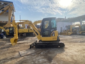 Mini excavadora usada de 5,5 toneladas lista para enviar Japón Komatsu PC55MR excavadora de orugas pequeña de segunda mano a la venta - Product Image 6