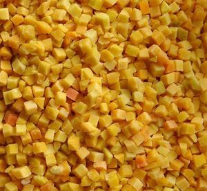 Pêches IQF en dés pour garnitures de tarte et industrie de la pâtisserie, cubes de pêches jaunes surgelés en gros - Product Image 1