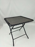 Table d'appoint pliante extérieure moderne et durable Cadre en verre léger Suspension Design Maille Porte-gobelets Mobilier d'extérieur facile