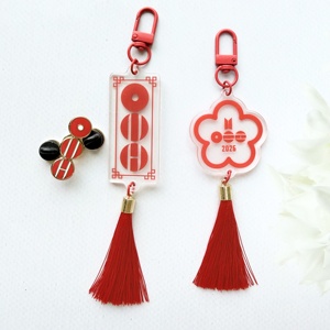 Porte-clés en plastique transparent personnalisés Felton avec pampilles imprimées, breloques mignonnes en acrylique transparent à motif de dessin animé - Product Image 1