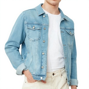 Chaqueta de mezclilla azul claro para hombre, cuello mandarín, corte regular, abotonadura sencilla, algodón lavado, transpirable, para invierno, con logo frontal. - Product Image 1