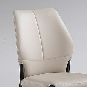 Ensemble de meubles de salon confortables en cuir synthétique chaises chaise de salle à manger rembourrée minimaliste au design moderne - Product Image 2