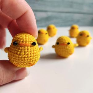 Mejor Precio, Lindos y Adorables Pollos Hechos a Mano, Muñeco <span class=keywords><strong>de</strong></span> Peluche <span class=keywords><strong>Amigurumi</strong></span>, Llavero <span class=keywords><strong>de</strong></span> Ganchillo, el Mejor Regalo <span class=keywords><strong>de</strong></span> Navidad o Cumpleaños - Product Image 6
