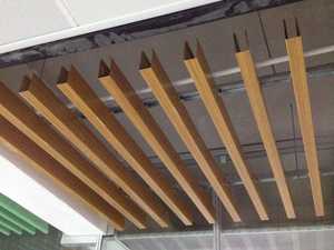 Metall decke Dekorieren Sie Aluminium <span class=keywords><strong>U</strong></span>-Schall wand <span class=keywords><strong>U</strong></span>-förmige Kanal walzen form maschine mit automatischem Größen änderungs system - Product Image 6