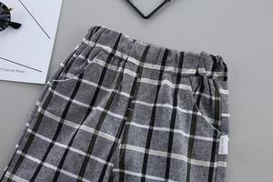 Ensembles de vêtements de sport pour enfants garçons à manches courtes comprenant un t-shirt blanc avec cravate et un pantalon - Product Image 2