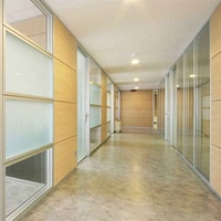 Systèmes de cloisons en verre et aluminium démontables, conception d'espace de bureau personnalisée, séparateurs de pièce en verre pour bureau