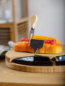 <span class=keywords><strong>Planche</strong></span> à fromage ronde <span class=keywords><strong>planche</strong></span> à <span class=keywords><strong>pain</strong></span> de cuisine en bambou bol en céramique avec ensemble de couteaux - Product Image 4