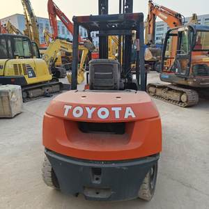 Offre Spéciale, 50 Chariots élévateurs, Chariot élévateur de 5 tonnes avec déplacement à gauche de 500 mm, Bon état et prix bas, Prêt à être expédié, 30 50 70 80 100 120 160 - Product Image 3