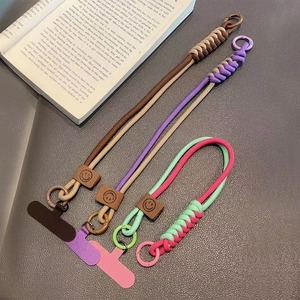 Cordón de poliéster de uso universal hecho a <span class=keywords><strong>mano</strong></span>, correa de <span class=keywords><strong>mano</strong></span> para teléfono móvil, correa de cuerda de longitud corta con soporte de teléfono de plástico - Product Image 6