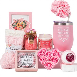 Exquisito Kit de Lujo de Acero Inoxidable para Mujer, Paquete Premium de Autocuidado, Sal de Baño, Impresión UV, Regalo Único para el Día de San Valentín - Product Image 2
