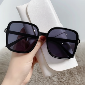 G & G แว่นตาเล่นกีฬาแว่นกันแดดสีพาสเทล BB ทรงสี่เหลี่ยมขนาดใหญ่พร้อมขอบเขาดีไซน์ยูนิเซ็กส์สำหรับผู้ชายและผู้หญิงนักกอล์ฟ - Product Image 1