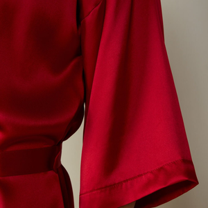 Bộ đồ ngủ lụa tơ tằm nữ may đo, in họa tiết 22MM, có logo phía trước - Product Image 5