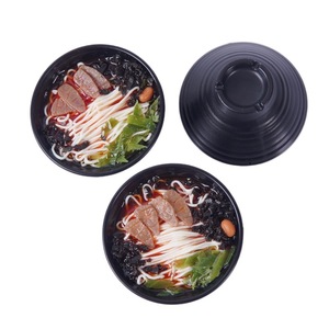 Llavero de Fideos de Arroz con Carne de Res Simulados - Divertido y Realista Modelo de Comida con Fideos Picantes de Res - Product Image 5