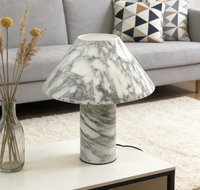 Lampe de table en marbre naturel Arabescato Corchia - Décoration et éclairage à double usage pour la chambre à coucher, le salon, la coiffeuse et le bureau
