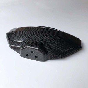 Garde-boue personnalisé de moto en fibre de carbone de haute qualité - Product Image 3