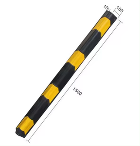 Protection d'angle en caoutchouc réfléchissant pour entrepôts, parkings, garages et murs, type colonne carrée - Product Image 3