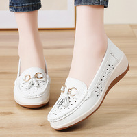 Sepatu Kasual Wanita Model Slip-On Berbahan Microfiber dengan Hiasan Rumbai, Model Wedge Moccasins, Terbaru 2026