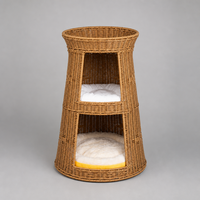 Tour pour chat à deux niveaux YAOYUE en rotin PE et acier carbone avec 2 lits doux, faite à la main, pour usage intérieur