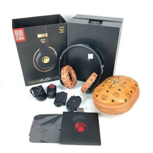 Audífonos Inalámbricos Beat Studio Pro MCM 2026 de Alta Gama, Modelo Dr. Kim Kardashian Studio4 - Product Image 1