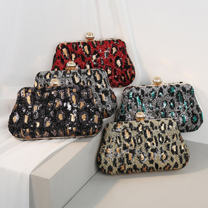 Sac à main élégant pour femmes, sac portable classique pour banquet, bal et occasions spéciales, pochette de soirée pour femmes - Product Image 1