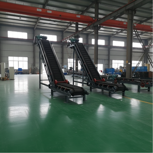 Nastro trasportatore ad alta inclinazione con pareti laterali ondulate e denti per angoli da 0 a 90 gradi °   Fertilizzante Organico in Bulk per Terreni Inclinati - Product Image 5