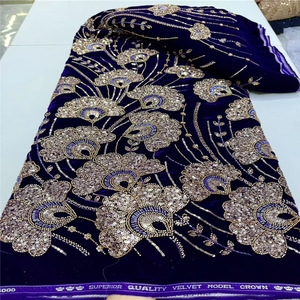 Tissus en dentelle perlée à sequins du Nigeria – Dentelle douce de haute qualité pour robes de mariée nigérianes et tenues de soirée - Product Image 6