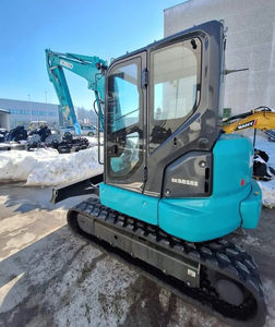 Excavatrice japonaise Kobelco SK55 d'occasion de haute qualité, modèle 2022, 5,5 tonnes, faible nombre d'heures, moteur, boîte de vitesses, pompe PLC, roulement, pour vidéo de rapport - Product Image 3
