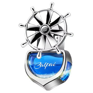 Perfume de coche de moda Clip de aromaterapia decoraciones de salida creativas para aire acondicionado de <span class=keywords><strong>hombre</strong></span> y mujer Perfume líquido para coche - Product Image 1