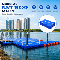 Pont flottant modulaire économique en HDPE, cube antidérapant et durable pour passerelle flottante, ponton de marina