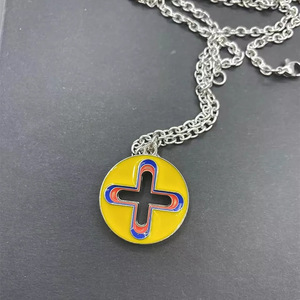 Nuevo Collar con Colgante de Cruz de Acero Inoxidable Estilo Hip-Hop Europeo Americano, Colorido y Moderno, para el Corazón, Éxito de Ventas 2024 - Product Image 4