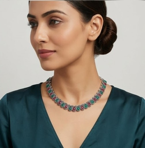 DIVYORO Ensemble collier et boucles d'oreilles classiques en cuivre et laiton oxydé pour femme, idéal pour les fêtes, mariages et anniversaires - Product Image 4