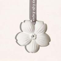 Diffuseur d'arômes en céramique parfumée en stock, parfum d'intérieur en porcelaine, diffuseur d'huiles essentielles en forme de fleur, désodorisant suspendu pour voiture et armoire