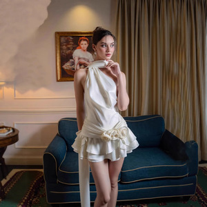 Nouvelle collection Printemps 2026 : Robe élégante et sexy en satin, <span class=keywords><strong>style</strong></span> français, épaules dénudées, dos nu, pour femme (inspiration européenne et américaine) - Product Image 2