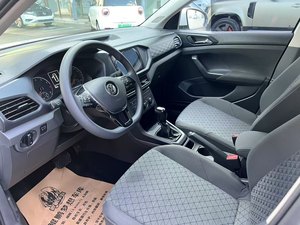 <span class=keywords><strong>Volkswagen</strong></span> <span class=keywords><strong>T</strong></span>-<span class=keywords><strong>Cross</strong></span> d'Occasion 2023 la Meilleure Vente, SUV Essence avec Toit Ouvrant Électrique, Caméra de Recul, <span class=keywords><strong>Prix</strong></span> Bas, Voitures Automatiques en Chine - Product Image 4