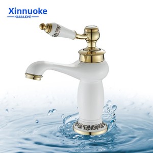 Grifo de porcelana estilo europeo para baño, acabado blanco horneado, chapado al vacío en titanio, para lavabo de encimera, agua fría y caliente, un solo orificio - Product Image 2