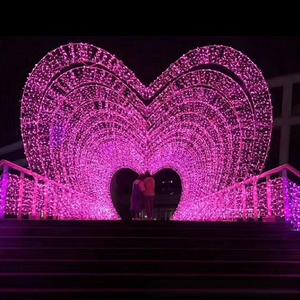 Luci LED Decorative Personalizzate a Forma di Cuore per Parchi, Strade e Piazze, Illuminazione Paesaggistica a Tema Amore per Esterni - Product Image 5