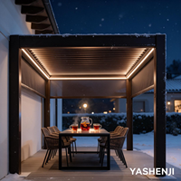 Pergola à toit à lamelles motorisées en aluminium, pour restaurant, terrasse, table de repas