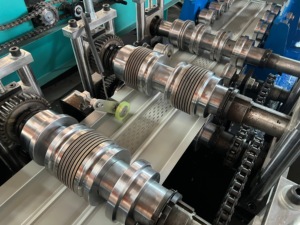 Nhôm tấm mái soffit làm với ROTARY đấm nhôm đục lỗ soffit tấm làm cho dòng - Product Image 6