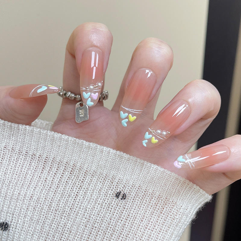 BY2159 Huixin Yan รูปร่าง