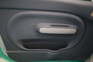Yuantong EV, Auto Eléctrico Portátil Micro EV, Radio de Giro Pequeño, Fácil Estacionamiento en Calles Estrechas del <span class=keywords><strong>Centro</strong></span> de la Ciudad - Product Image 4