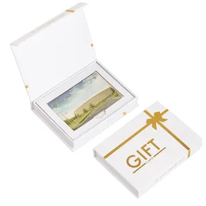 Lüks beyaz küçük kağıt manyetik karton üreticisi düğün kredi kart tutucu hediye paketleme hediye kartı kutusu