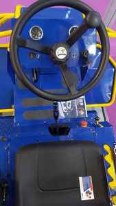 Tondeuse autoportée professionnelle Kewema Rhino à moteur diesel 4 temps, châssis en acier, lame rotative, bac de ramassage arrière, monocylindre - Product Image 2