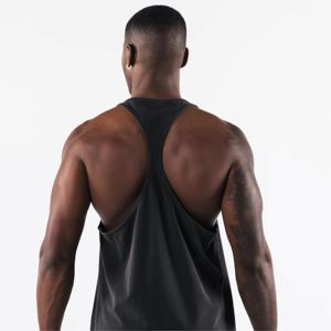 Camiseta sin mangas transpirable de alta calidad para hombre, 100% algodón, fabricada en fábrica, para gimnasio y fitness, con logo e impresión personalizables. - Product Image 2
