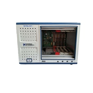 NI PXIe-1071 4-Slot 3U PXI แชสซีเครื่องมือวัดอิเล็กทรอนิกส์พร้อมช่องไฮบริด 3 ช่อง - Product Image 1