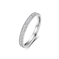 Bague en Acier Titane Exquise Entièrement Sertie de Diamants Super Brillants pour Femme, Nouvelle Bague Empilable Tendance pour Couple